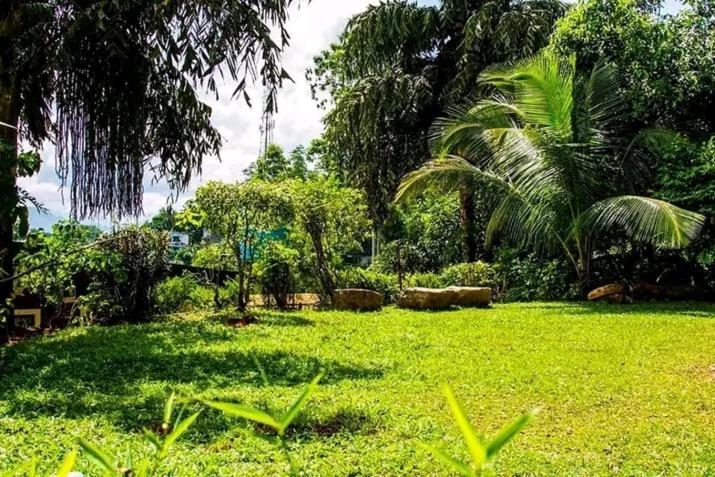 The Tenthola Kandy Eksteriør bilde