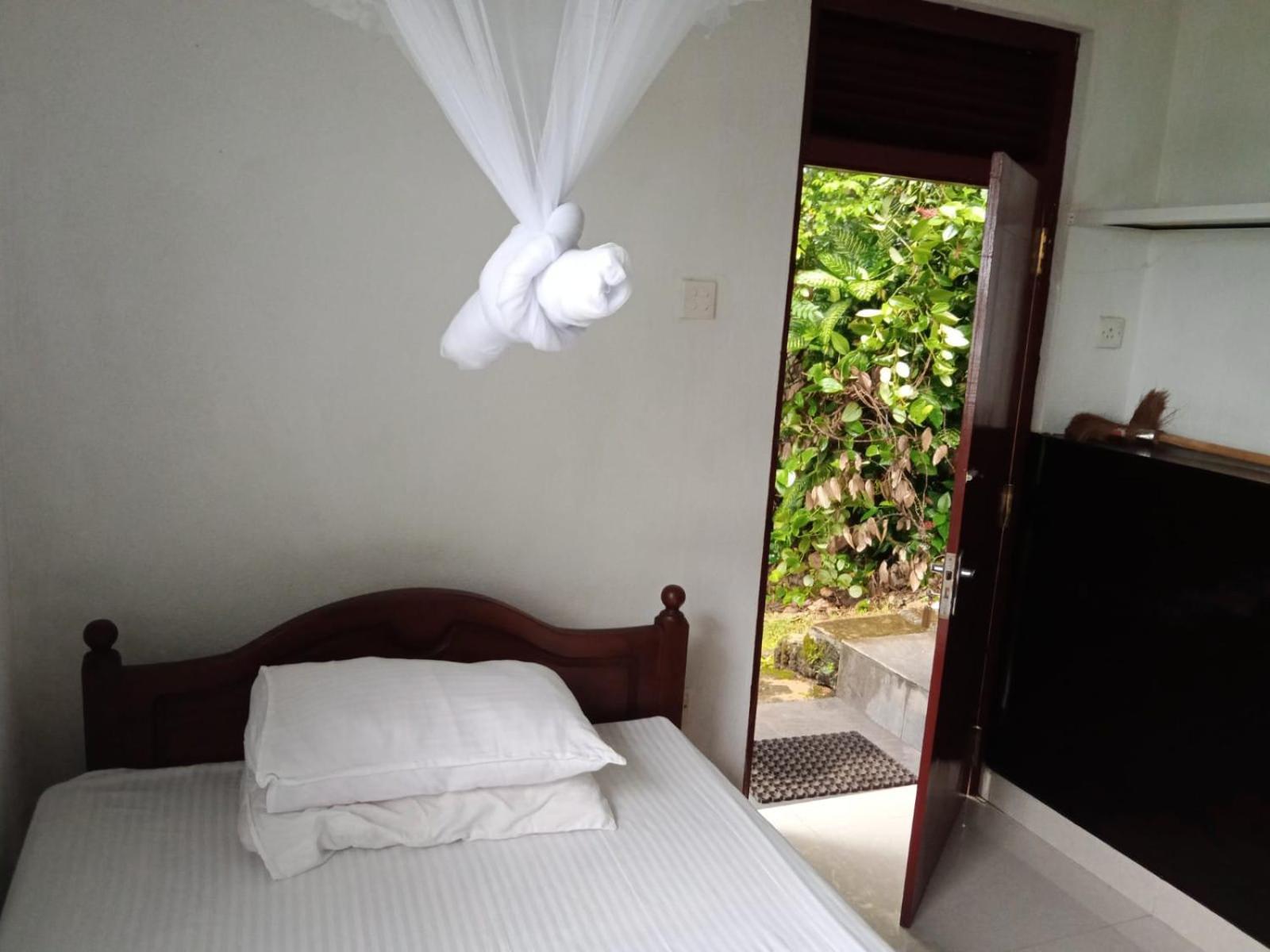The Tenthola Kandy Rom bilde