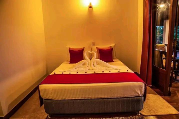 The Tenthola Kandy Rom bilde