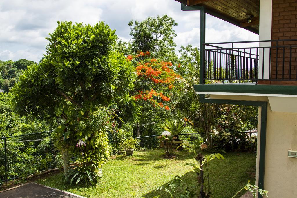 The Tenthola Kandy Eksteriør bilde